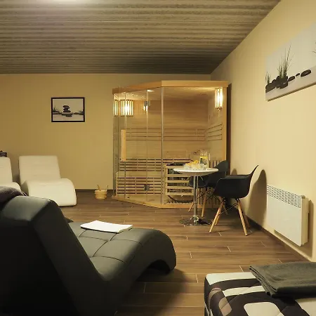 Inspirace A Wellness Self Check-in Pensión 3*